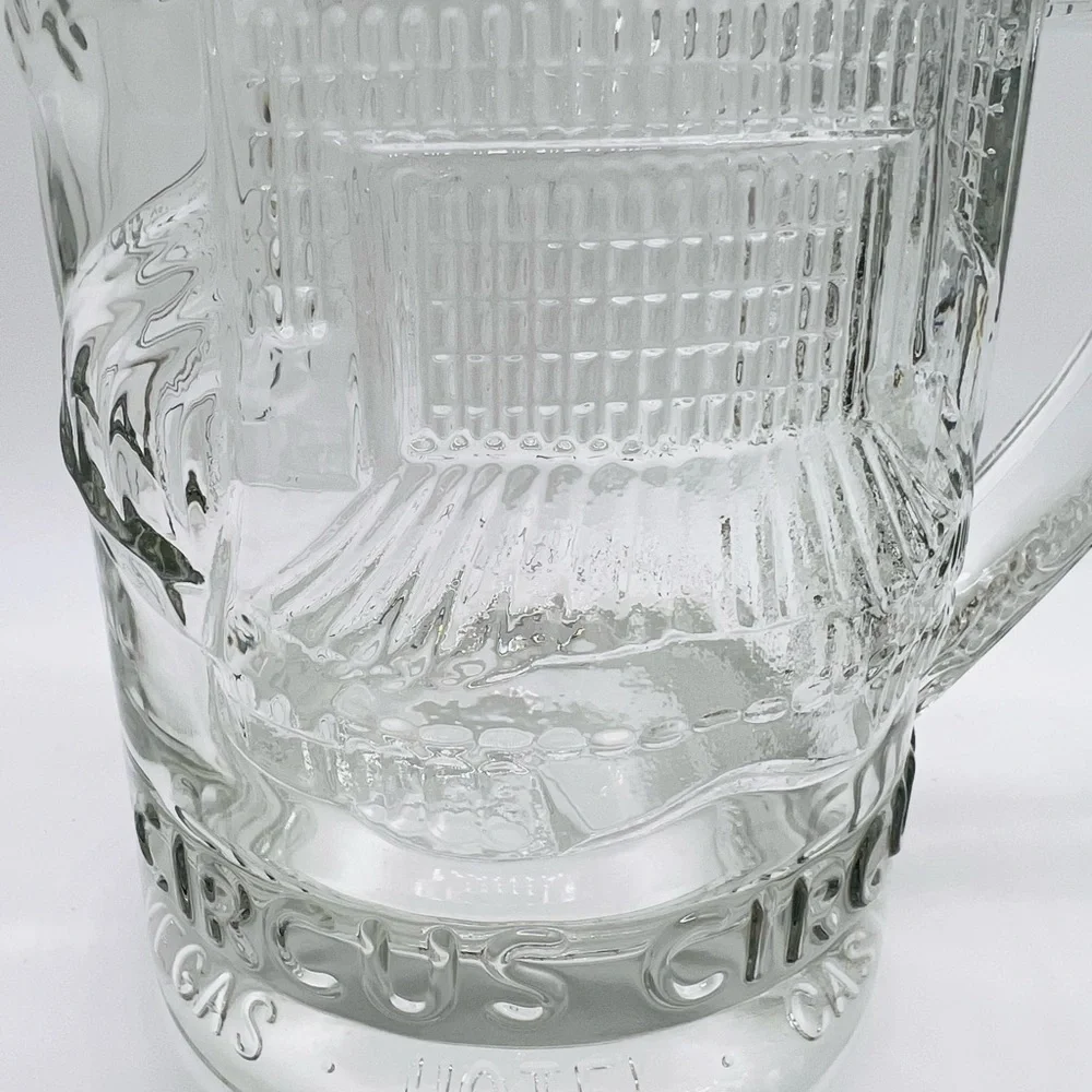 SET OF 2 CIRCUS CIRCUS LAS VEGAS HOTEL CASINO THEME PARK OVERSIZED GLASS MUGS